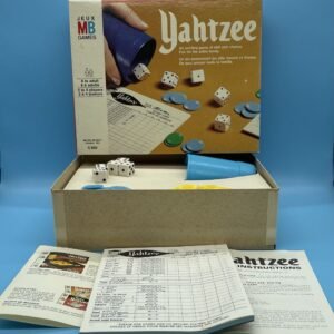 Yahtzee 1975 Milton Bradley Game Canadian Version