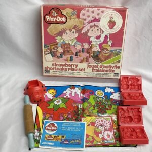 Strawberry Shortcake Play-Doh Play Set 1980 Canadian Edition